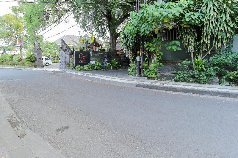 Mesari Beach Inn & Stables Seminyak (Bali) Exterior photo